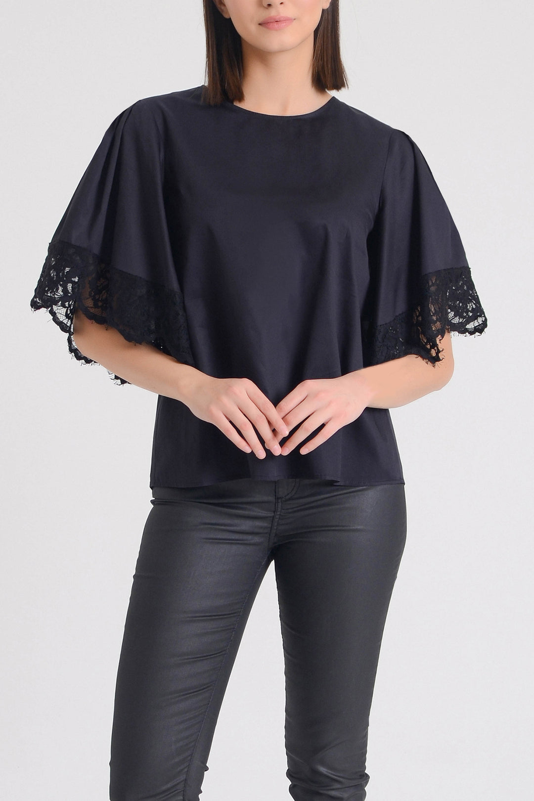 Nilia Blouse