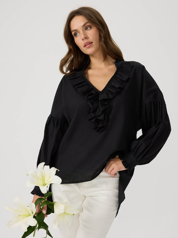 Cordelia Popover Blouse In Black